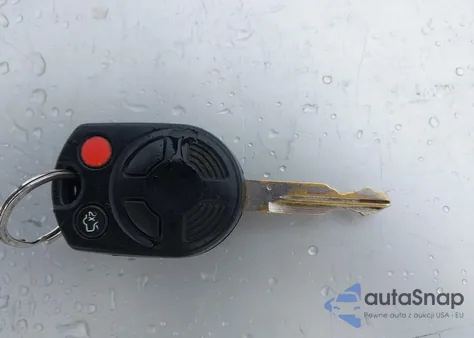 2011 Ford Fusion Se z USA, uszkodzony, nr VIN 3FAHP0HAXBR235932